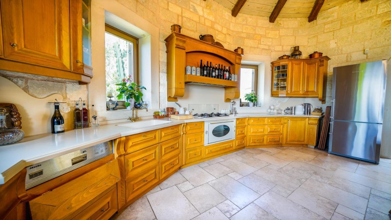 Dhafnes Luxury Villa Allure מראה חיצוני תמונה