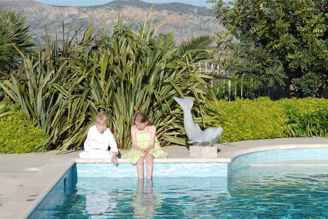 Dhafnes Luxury Villa Allure מראה חיצוני תמונה