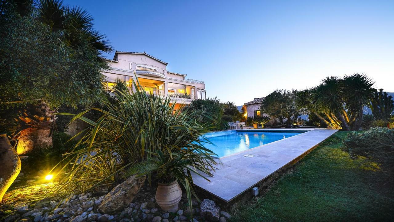 Dhafnes Luxury Villa Allure מראה חיצוני תמונה